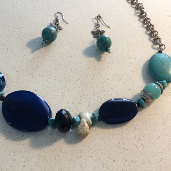 Lovely Vintage Mexican Necklace and Earring Set - Picture 7 of 7